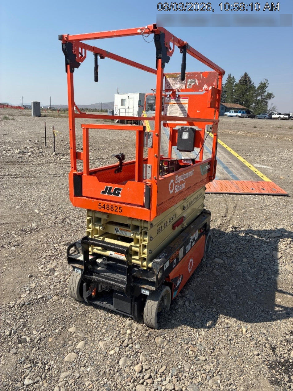 2025 JLG ES1932