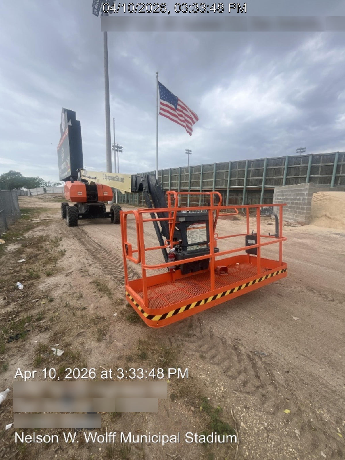 2023 JLG 860SJ