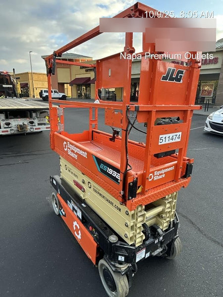 2025 JLG ES1932
