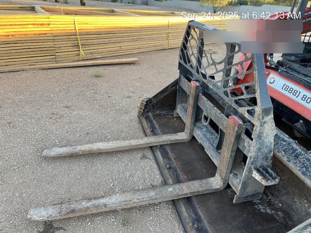 2020 PALADIN 48" Pallet Forks - Paladin