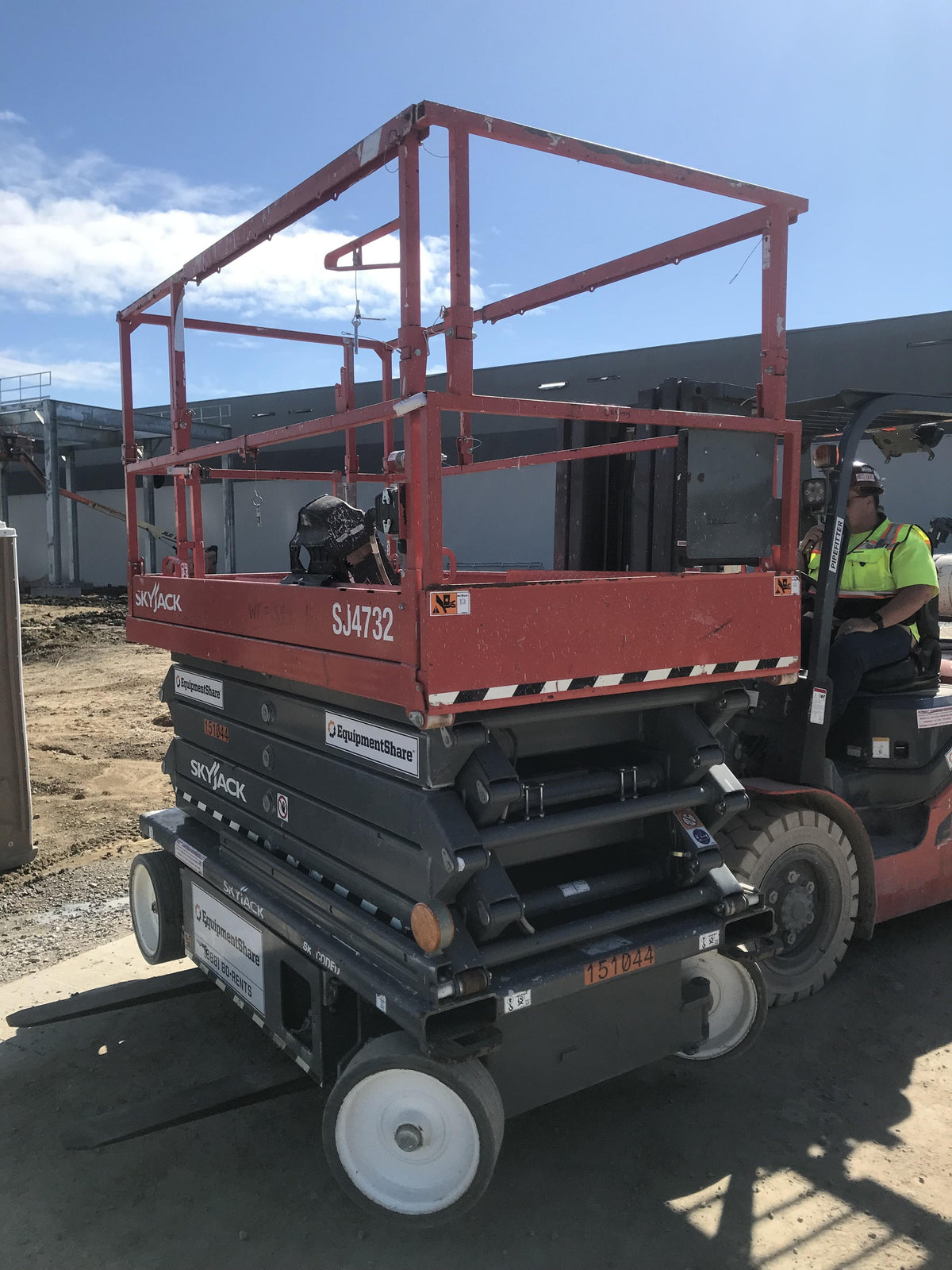 2021 SKYJACK SJ4732