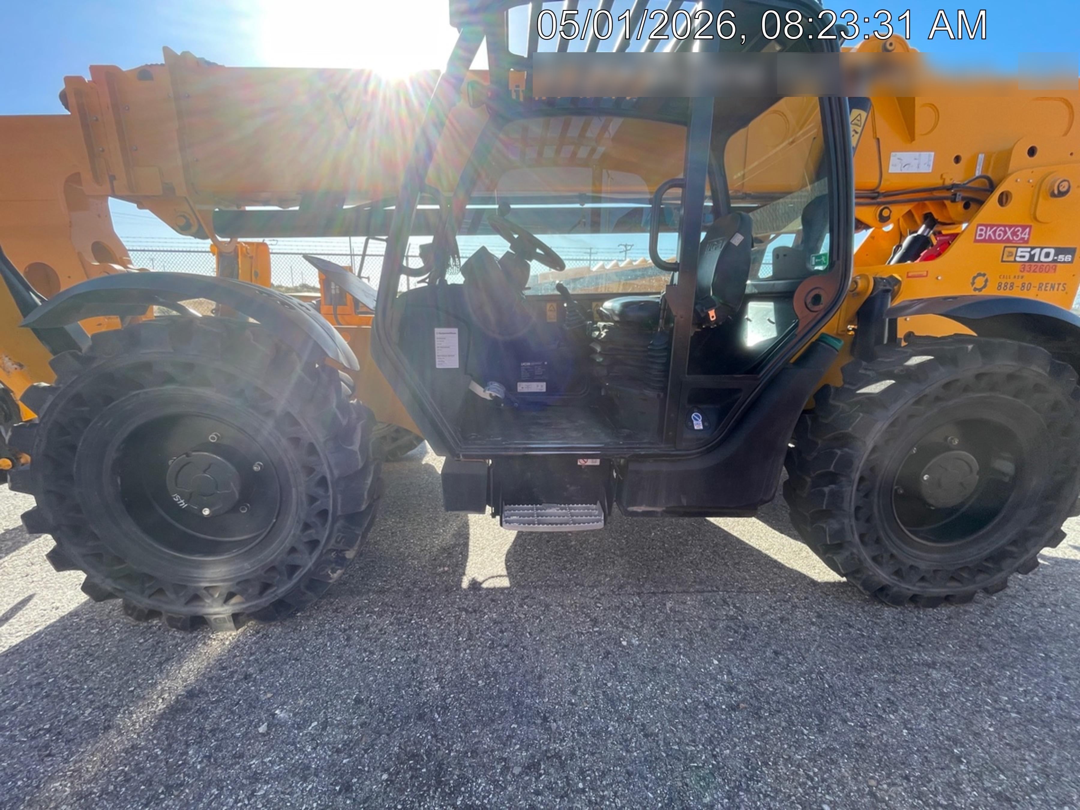 2023 JCB 510-56