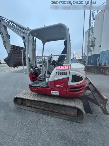 2021 TAKEUCHI TB250-2