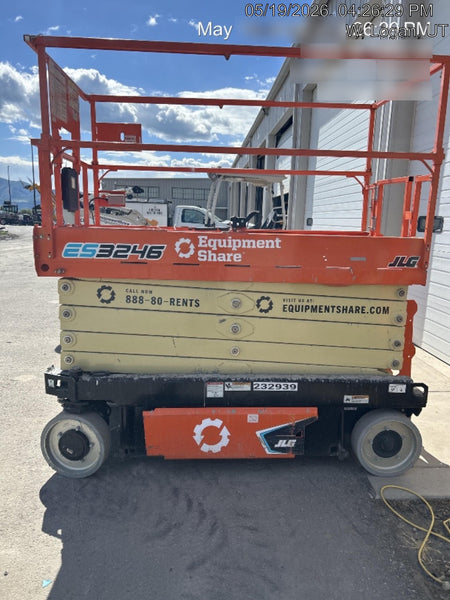 2022 JLG ES3246