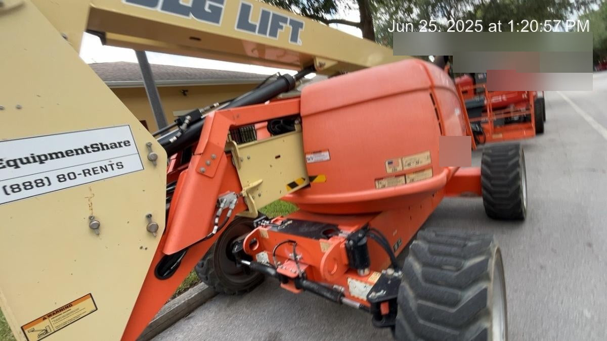 2019 JLG 600AJ
