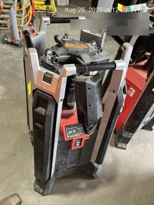 2022 MILWAUKEE MXF041-1XC