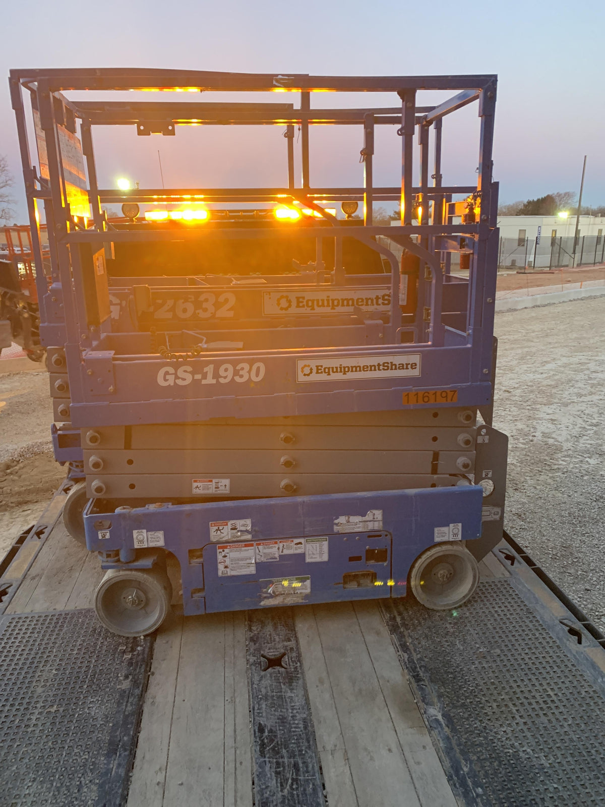 2020 Genie GS-1930 Solid Non Marking Tires, Beacon, Folding rails with half height swing gate