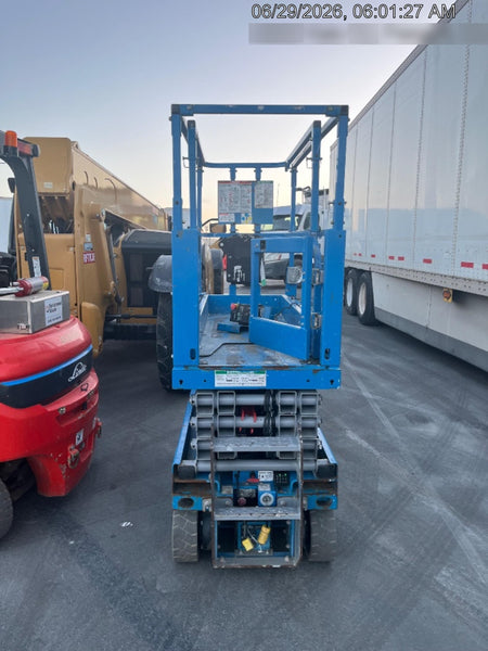 2020 Genie GS-1930 Solid Non Marking Tires, Beacon, Folding rails with half height swing gate, 800W Inverter