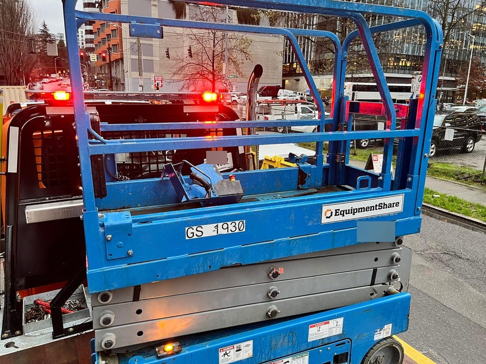 2019 Genie GS-1930 Half Height Swing Gate, 800W Inverter