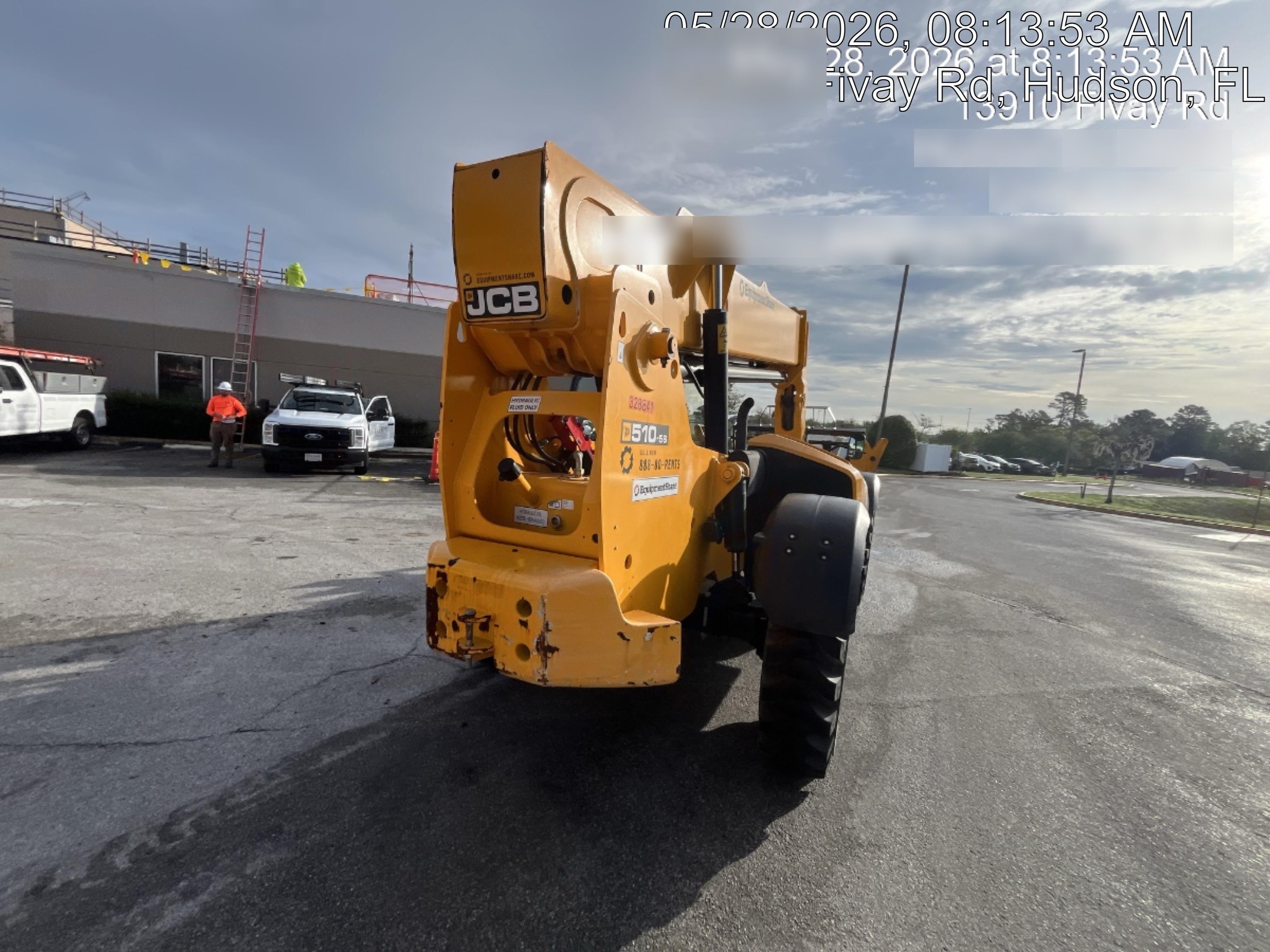 2023 JCB 510-56