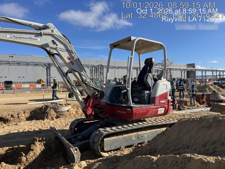2022 TAKEUCHI TB250-2R