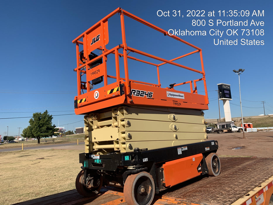 2021 JLG R3246
