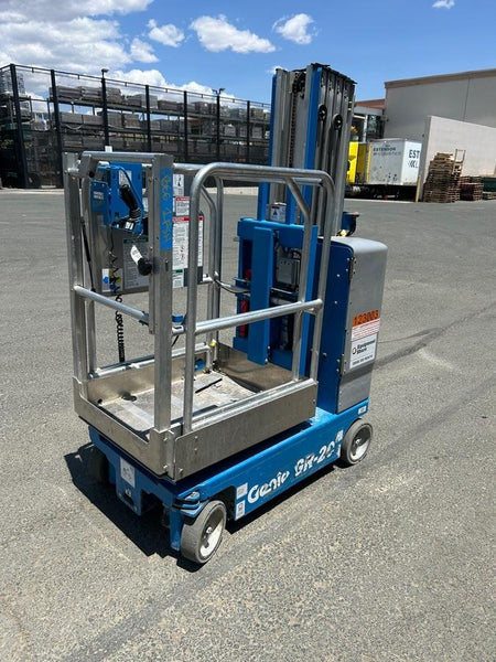 2020 GENIE GR-20