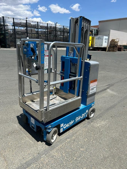 2020 GENIE GR-20