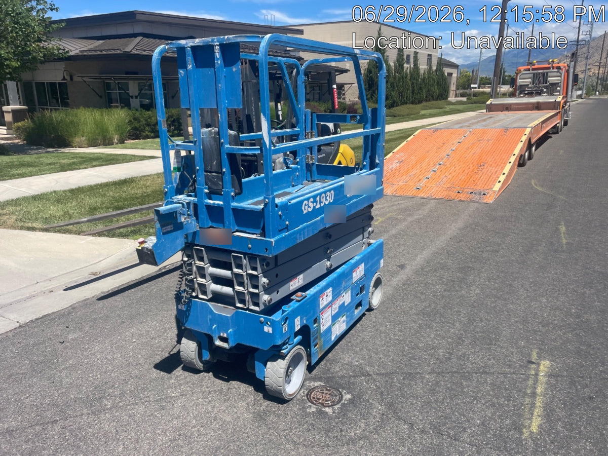 2019 Genie GS-1930 Half Height Swing Gate, 800W Inverter