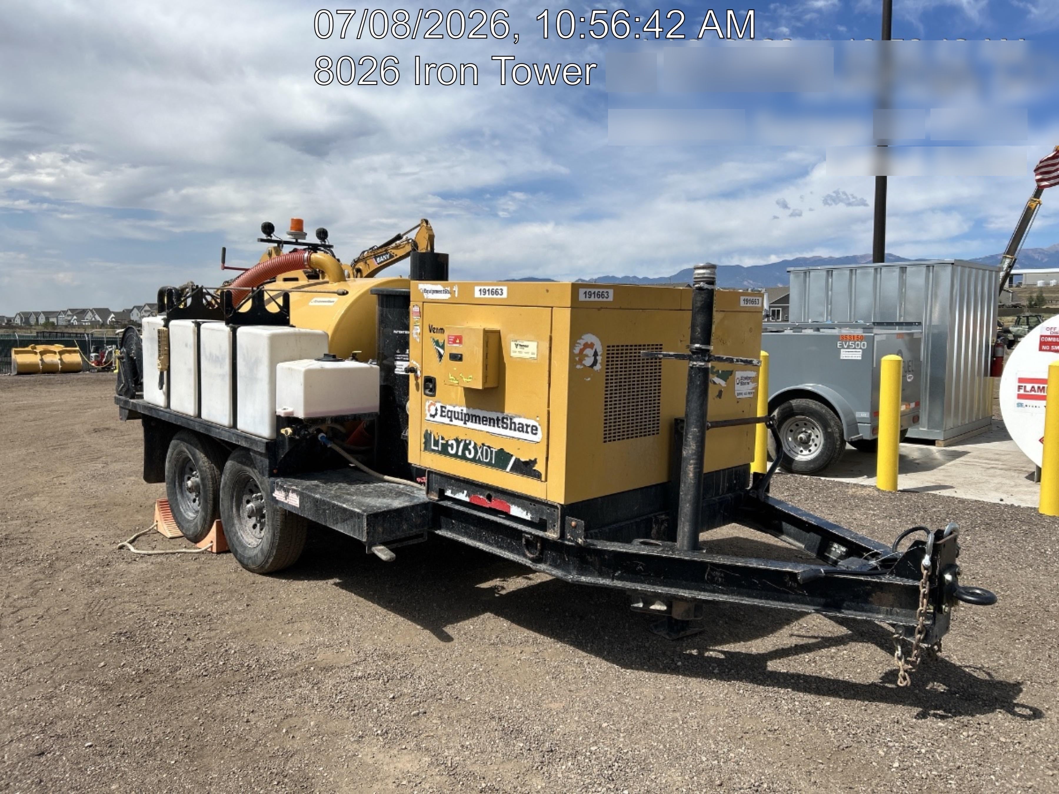 2021 Vac-Tron LP573XDT T4 Koehler Diesel Engine, 500 Gallon Debris Tank, x2 100 Gallon Water Tanks