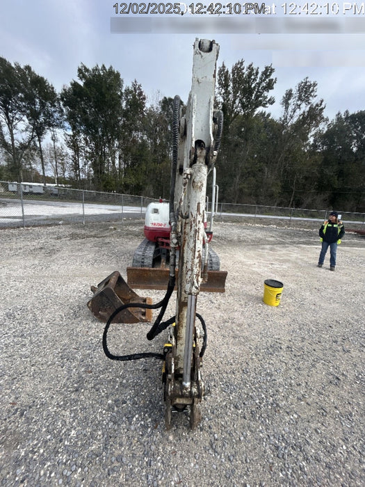 2021 TAKEUCHI TB250-2