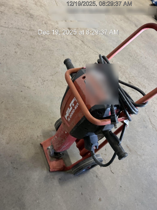 2020 HILTI TE 3000-AVR