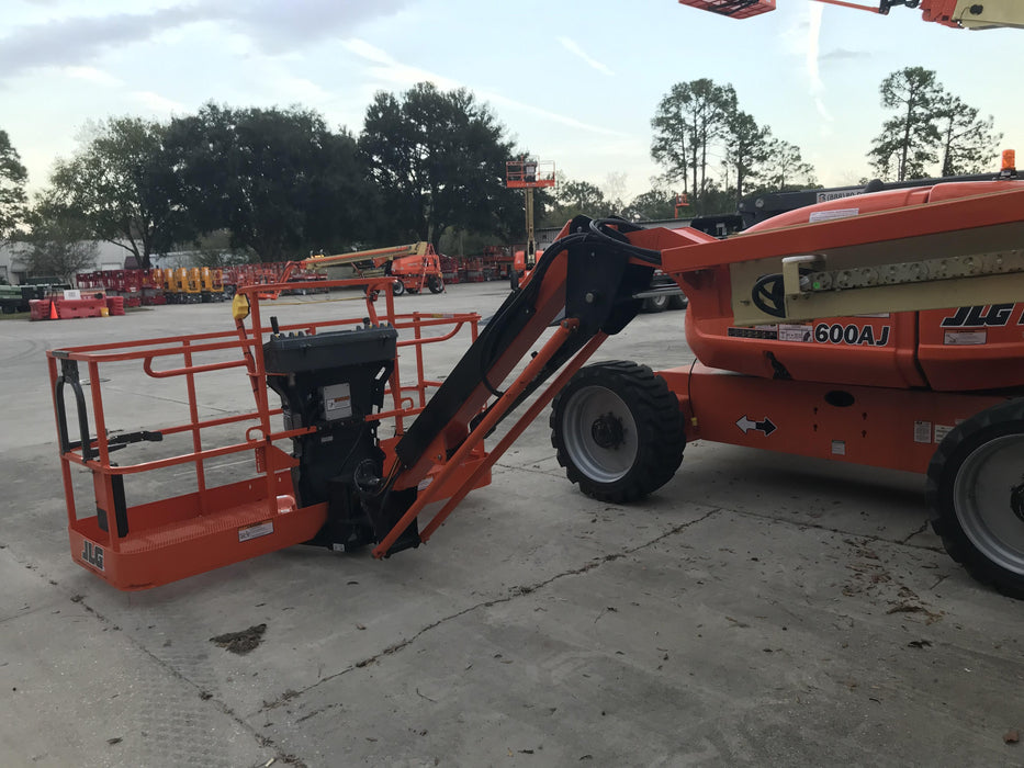 2019 JLG 460SJ