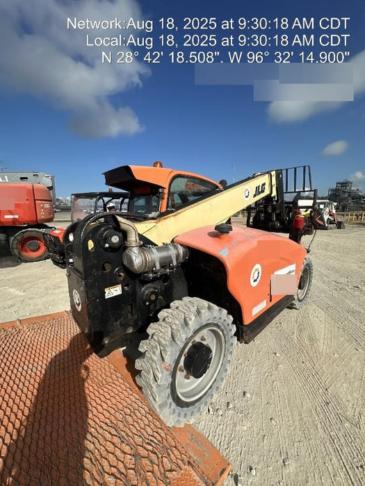 2020 JLG G5-18A Cab/Heat/Air, NM Solid Tires, Beacon w/48" Carriage, 48" Pallet Forks