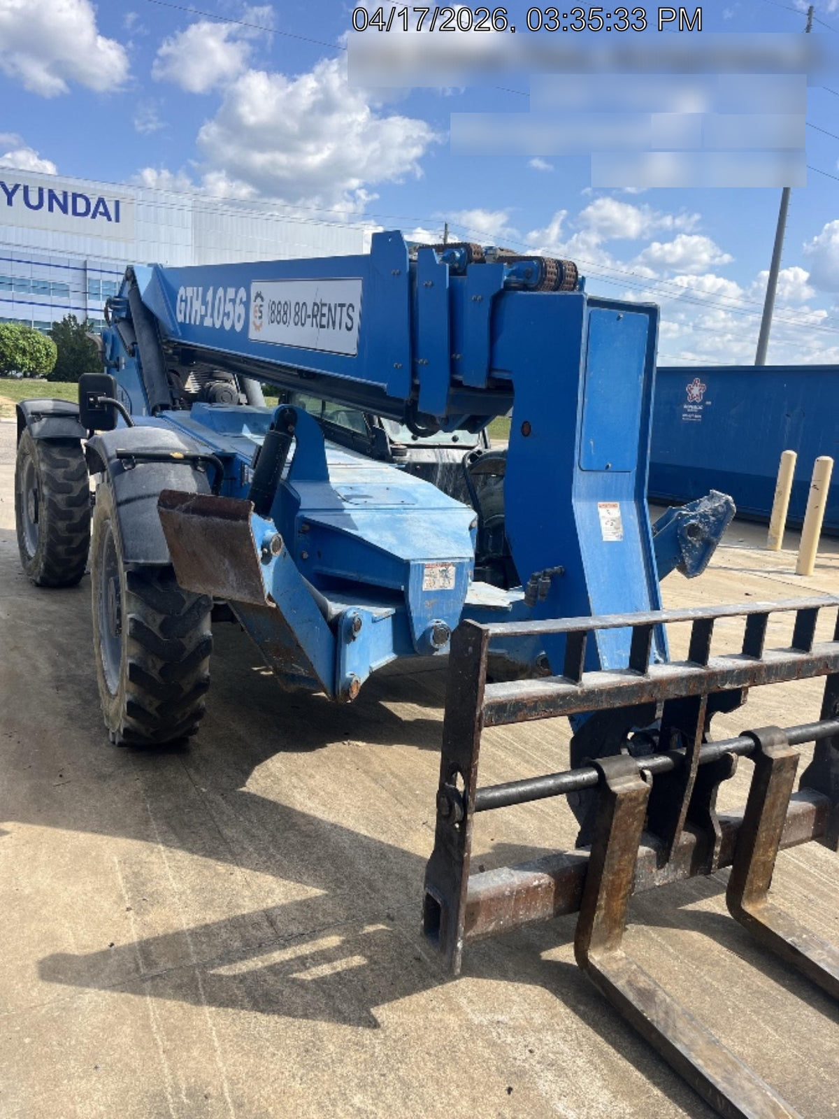 2019 Genie GTH-1056 Cab/Heat/AC, Solid RT Tires, LED Work Lights, Beacon 60" QA Carriage, 60" Forks