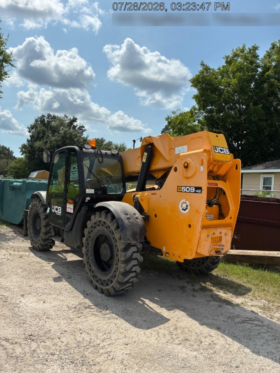 2020 JCB 509-42 Cab/Heat/Air, Solid Tires, Work Lights, Beacon, Aux Hydraulics, Back up Alarm, Lifting Eye, ES Decals