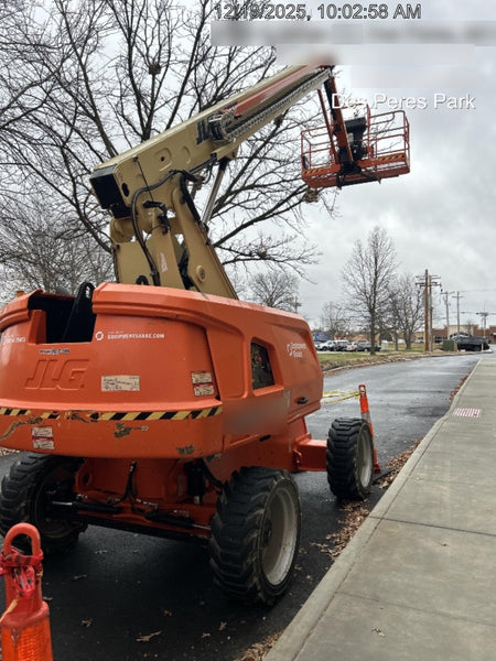 2022 JLG 660SJ