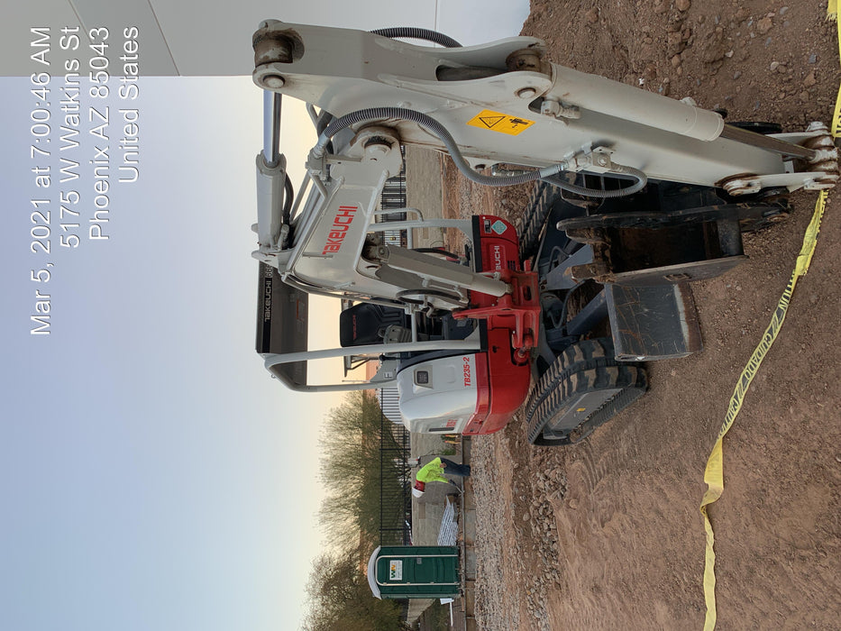 2020 TAKEUCHI TB235-2R