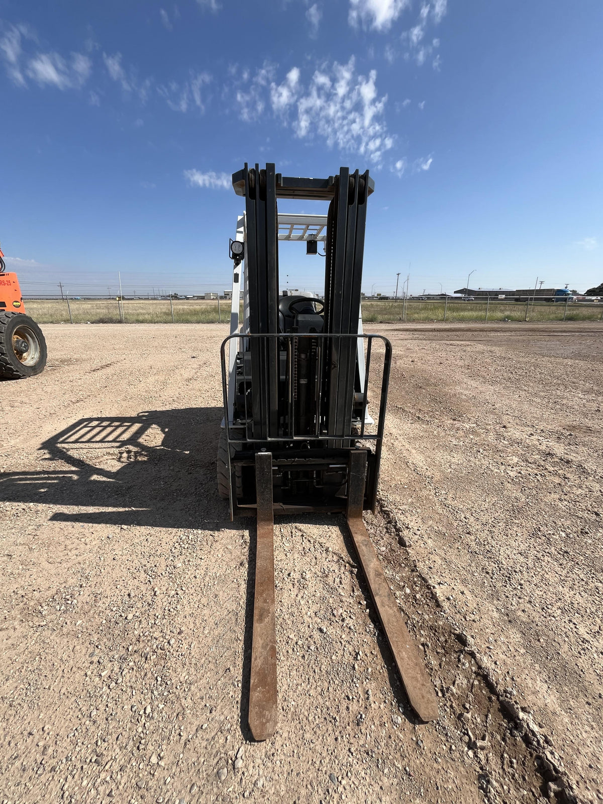 2023 UNICARRIER MAP1F2A25DV