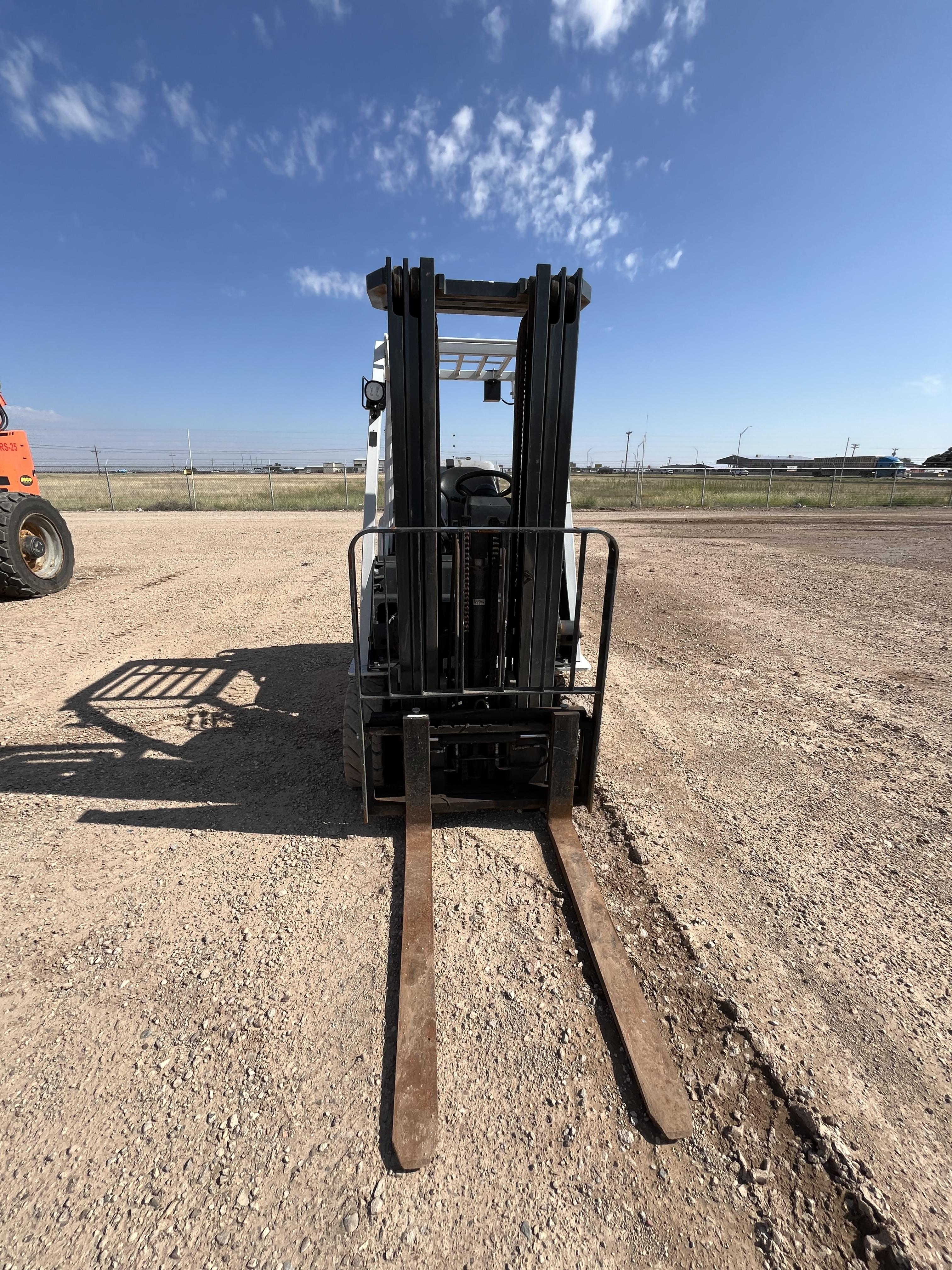 2023 UNICARRIER MAP1F2A25DV