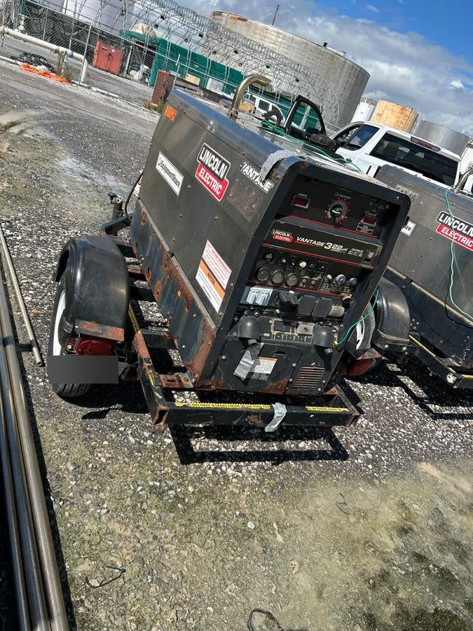 2019 Lincoln Electric Vantage 322 Welder Ready-Pak 3, Two wheel trailer, Fender and Light kit, Cable Rack