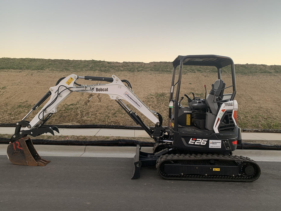 2021 BOBCAT E26