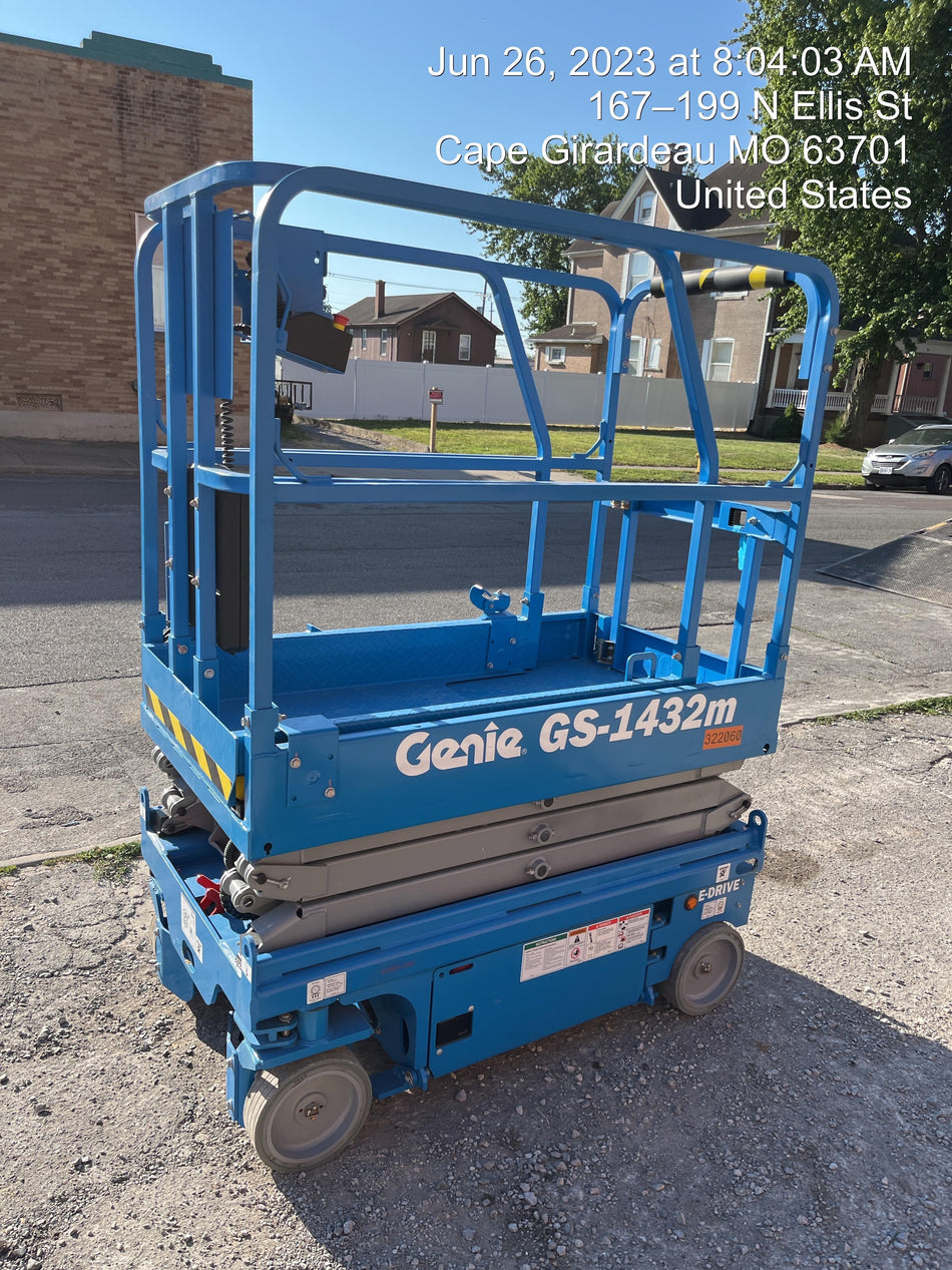 2023 GENIE GS-1432