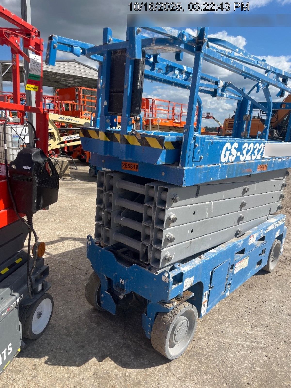 2022 GENIE GS-3232