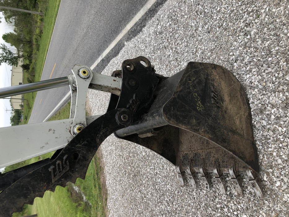 2019 Takeuchi TB290 Cab/Heat/AC Rubber tracks, Dozer blade, Travel alarm, Auxiliary hydraulics w/Manual QC, Hydraulic thumb, 18", 24", and 36" Buckets