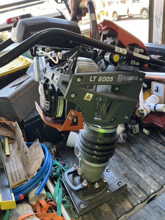 2024 HUSQVARNA LT6005