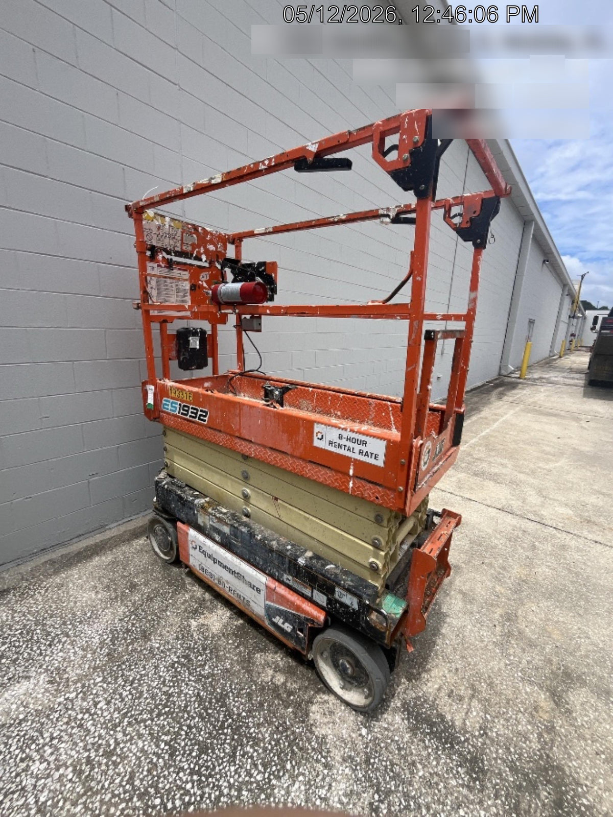 2021 JLG ES1932