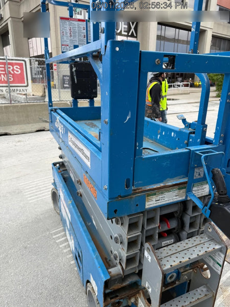 2020 Genie GS-1930 Solid Non Marking Tires, Beacon, Folding rails with half height swing gate