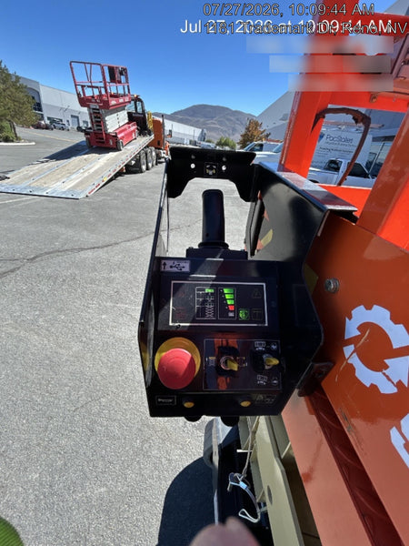 2025 JLG ES3246