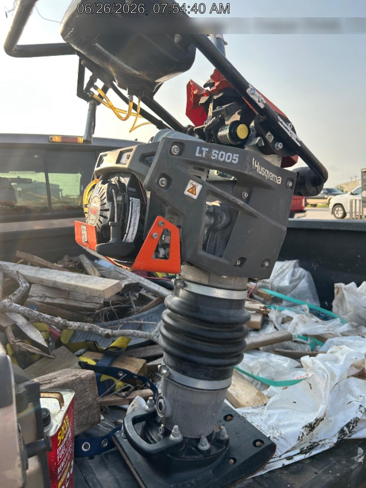 2025 HUSQVARNA LT6005