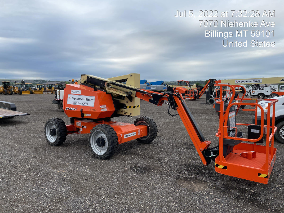 2022 JLG 340AJ
