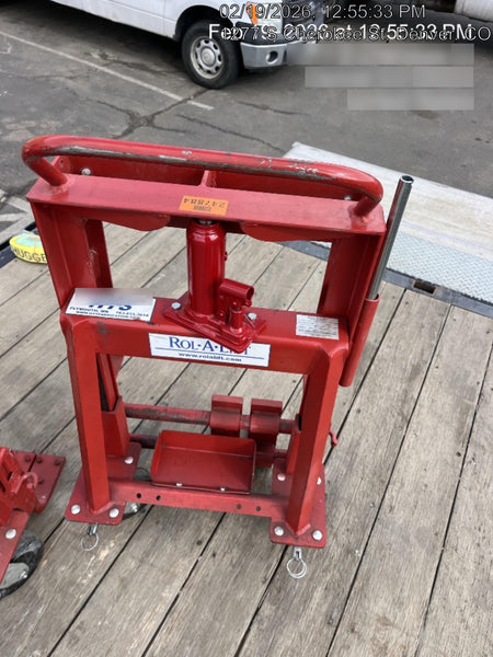 2022 ROL-A-LIFT M-6
