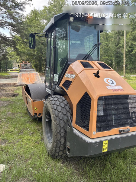 2023 CASE SV207E