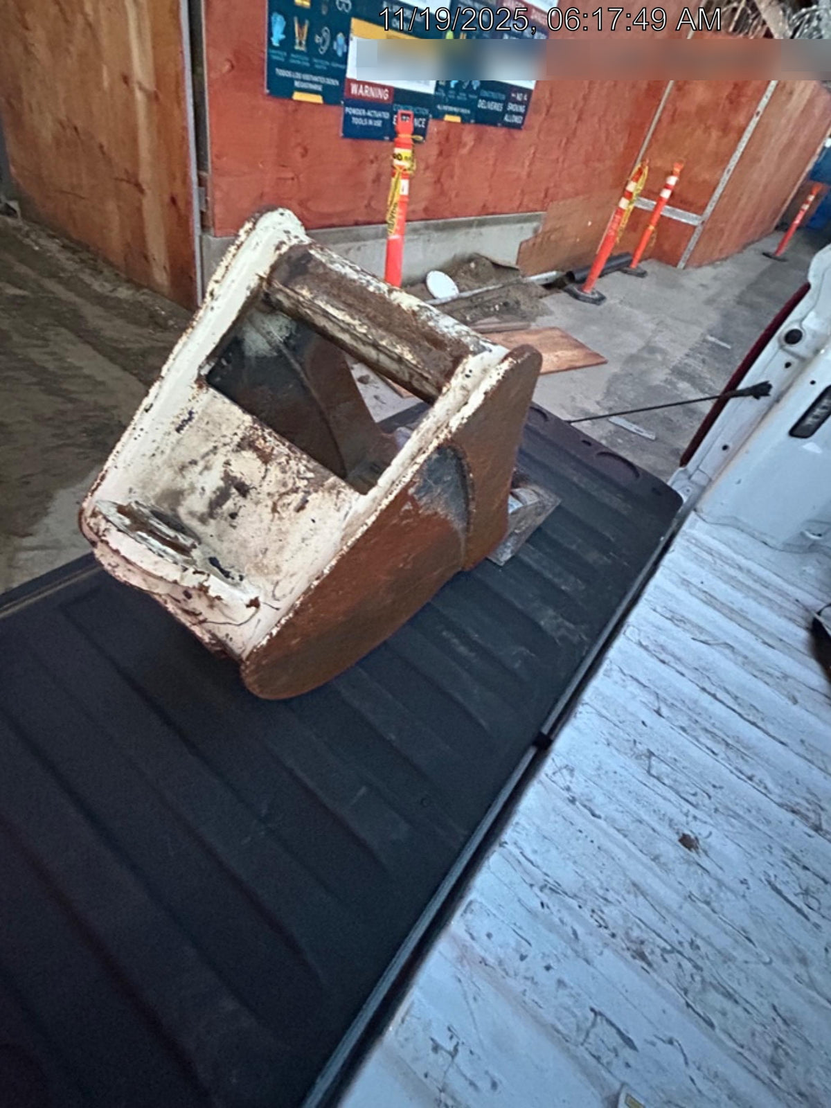 2023 SOLESBEE 12" Bucket - Solesbee