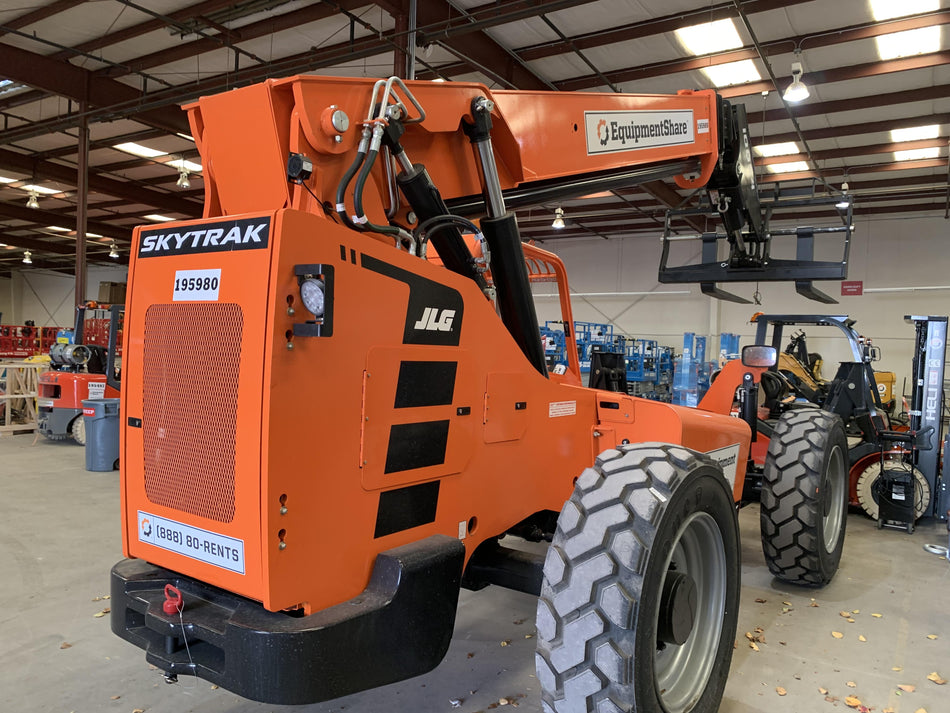 2021 SKYTRAK 10054
