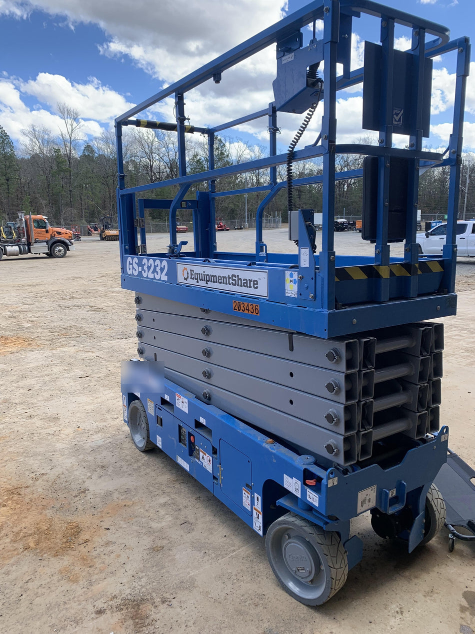 2022 GENIE GS-3232