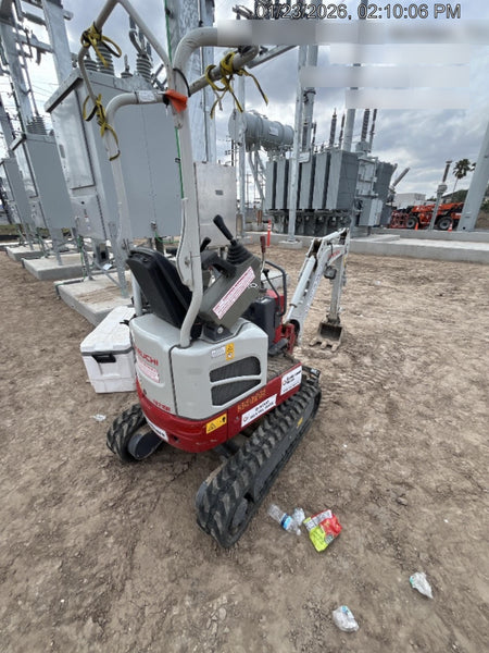 2023 TAKEUCHI TB210R