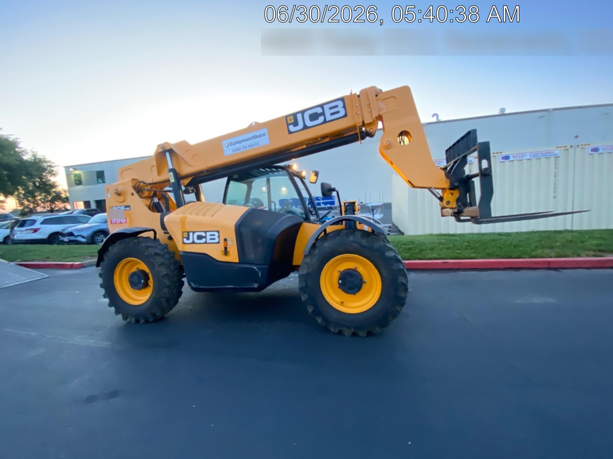 2019 JCB 506-36 Canopy, 74 HP, Foam Filled Tires, STD Worklight, Beacon, Aux Hydraulics, Lifting Eye, Back up Alarm 48" Carriage/48" Forks