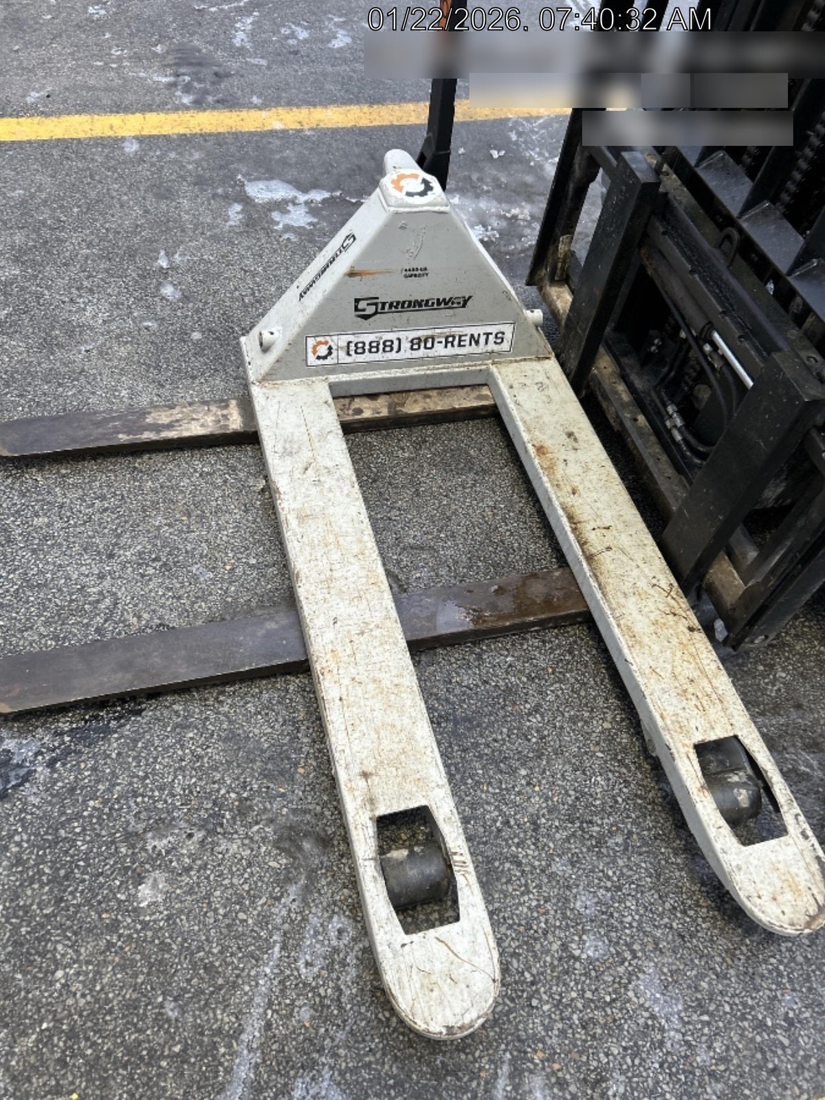 2022 STRONGWAY 4400 lb Pallet Jack