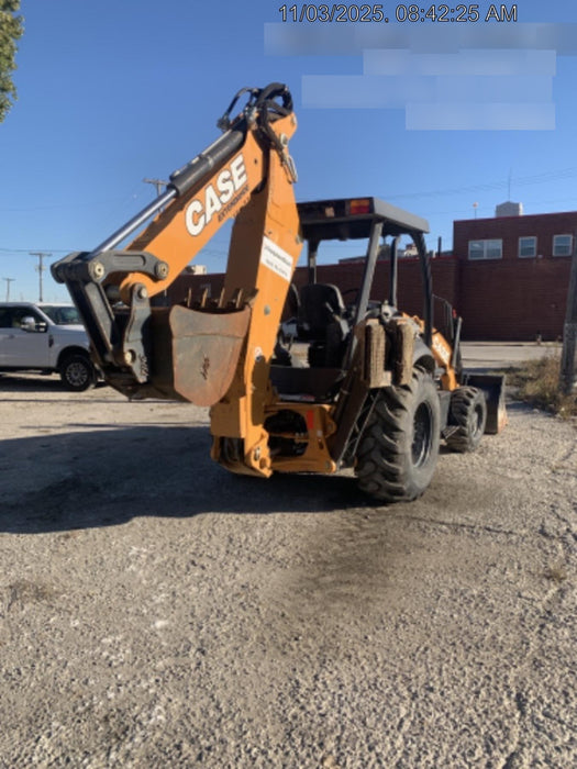 2022 CASE 580N EP - Extendable Backhoe